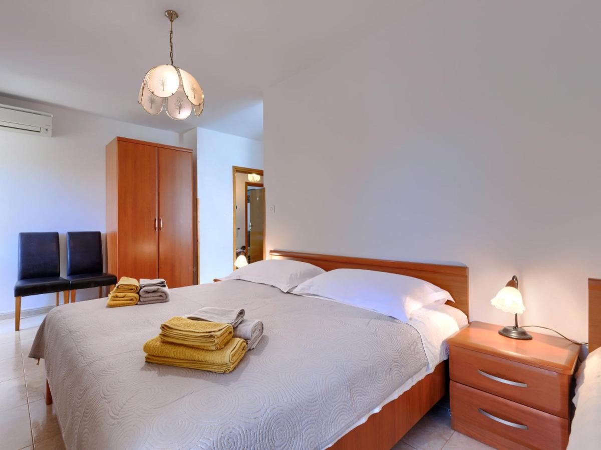 Apartment Alba By Interhome Rovigno Esterno foto